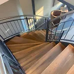 & Zur Linde فندق ميديلهاغن