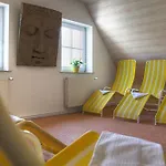 & Zur Linde فندق ميديلهاغن
