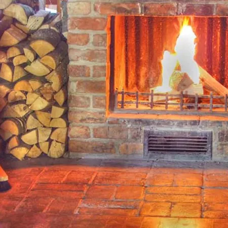 & Zur Linde Hotel Middelhagen