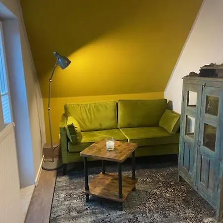 Hotel & Zur Linde Middelhagen