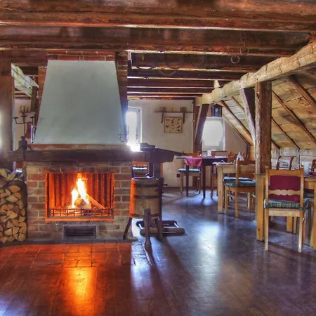 & Zur Linde Middelhagen