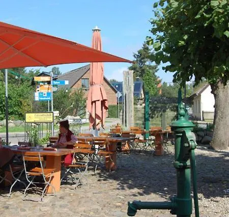 Hotell & Zur Linde Middelhagen
