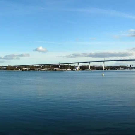 & Zur Linde Middelhagen