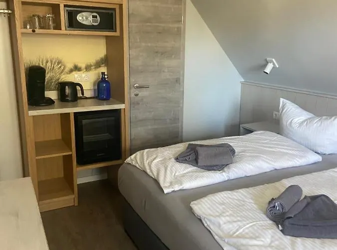 Hotel & Zur Linde 3*