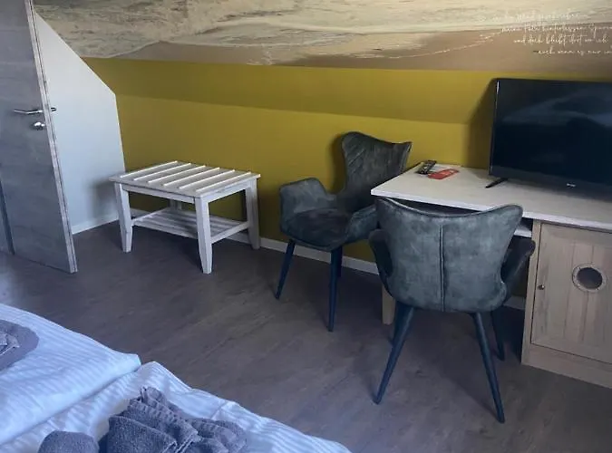 & Zur Linde 3* Middelhagen